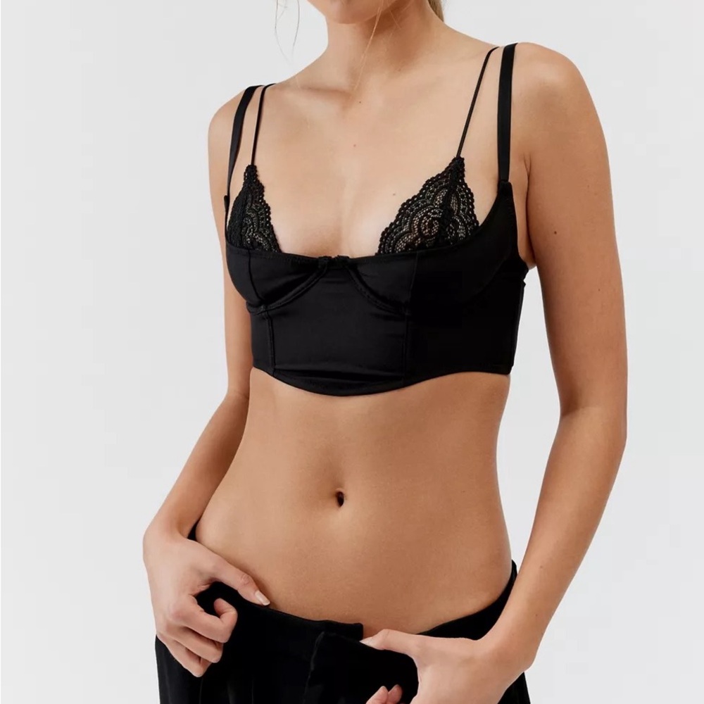 Urban Outfitters Black Lace Bralette NWT